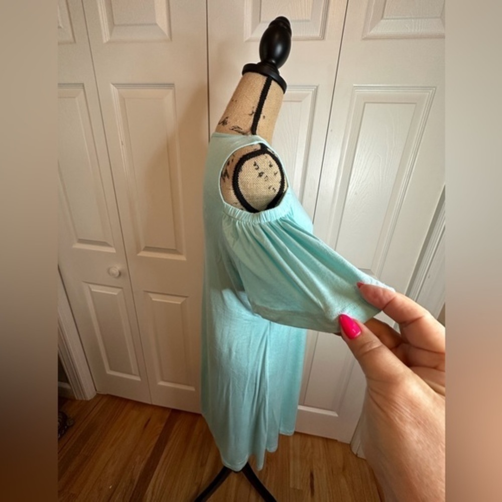 Medium off the shoulder Simply Southern Dress - Picture 6 of 10